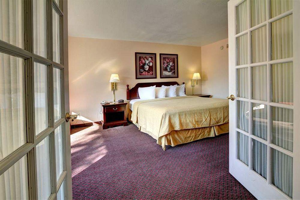 会议中心旅馆及套房品质酒店 新里奇港 外观 照片